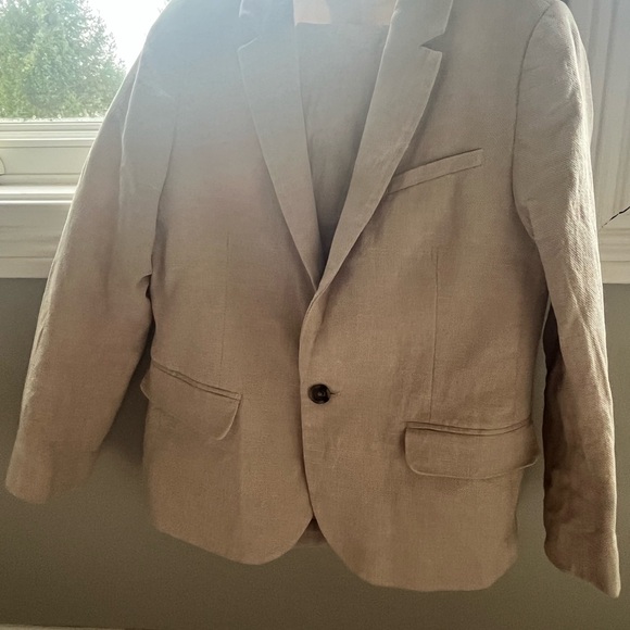 H&M Boys' Beige Suit Set - Picture 4 of 6